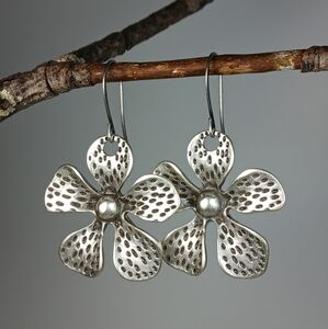 HAND CRAFTED Silver Flower Dangle Earrings Rustic Minimalist Boho Statement